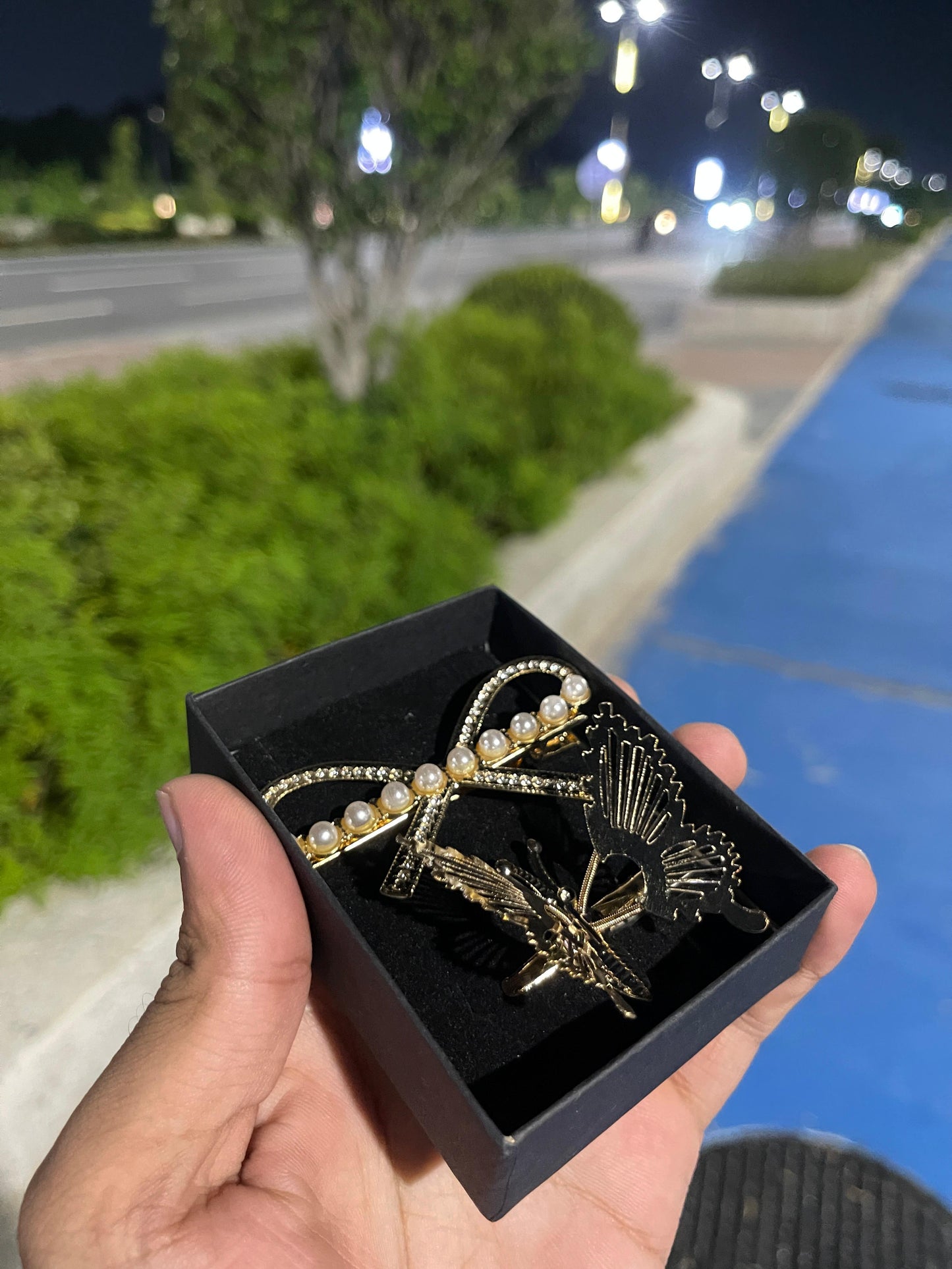 Luxury Gold Hair Accessories Collection - Pearl Bow & Butterfly Set